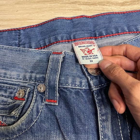 True Religion Blue and Red Straight Men's Jeans - Picture 6 of 6